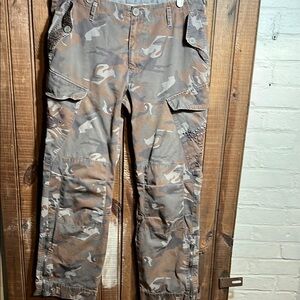 Vintage International Male Camouflage Cargo Pants